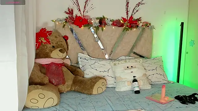 Lily_Hiill7's cam snapshot