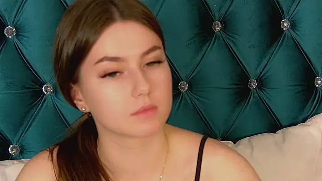 AliceMoreno's cam snapshot