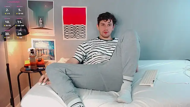 Elio555 live sex cam