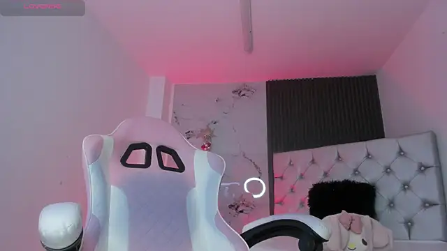 chloesagee live sex cam