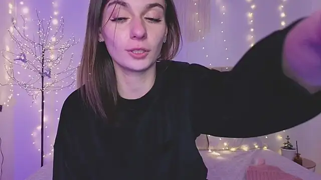 Little_mia__'s cam snapshot