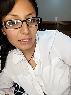 Lucy_jhack's cam snapshot