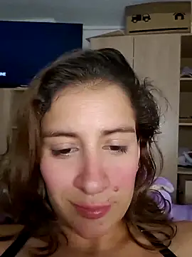 aytanna_torrez's cam snapshot