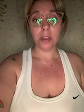 LupitaHaze's cam snapshot