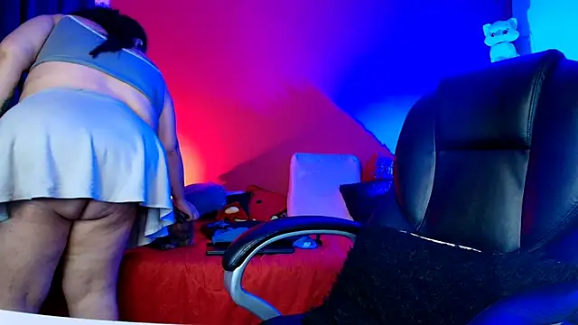 lulubigtitts1's cam snapshot