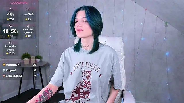 Lynn_Martin's cam snapshot