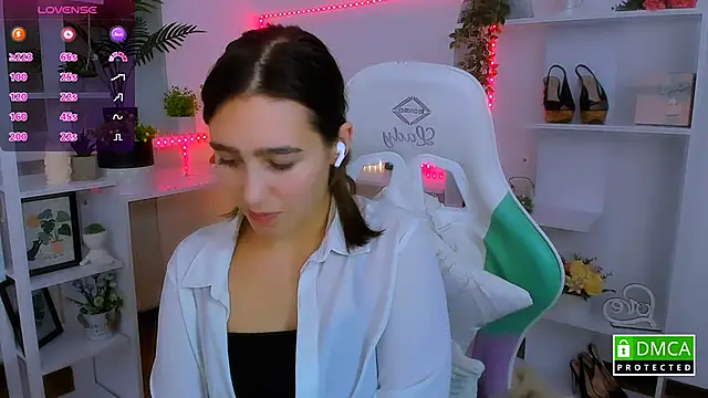 _Eliizabeth_'s cam snapshot