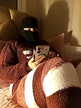 LONA-_-'s cam snapshot