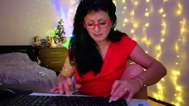 SexyAndBadGirl's cam snapshot