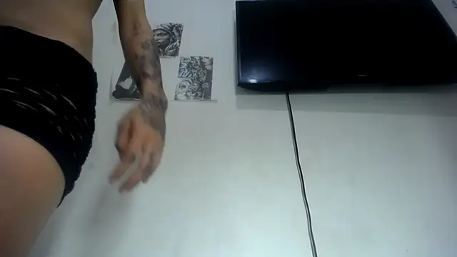 Foxy_Lovex's cam snapshot