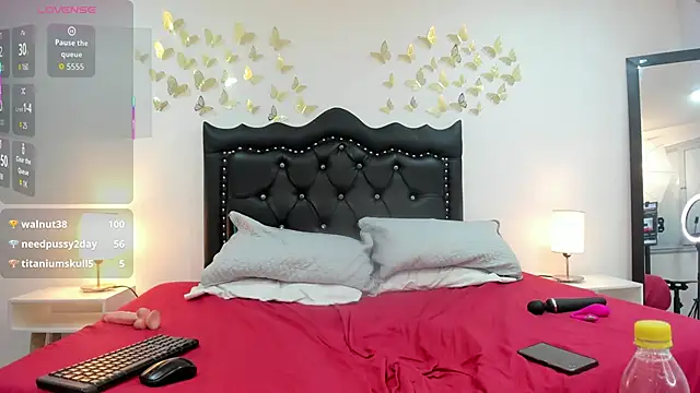 LilyQueen_cg's cam snapshot