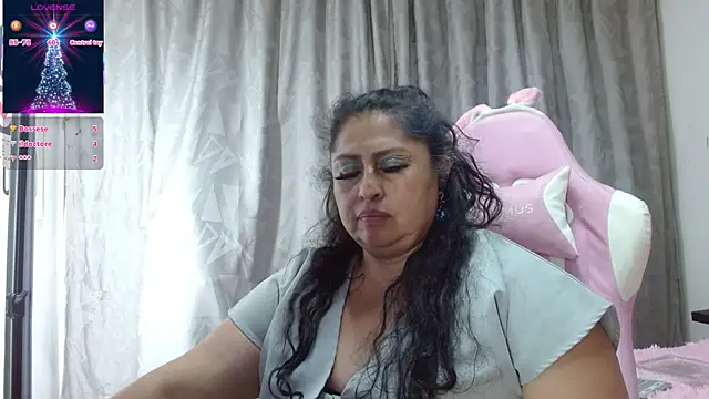 Keyla01_'s cam snapshot