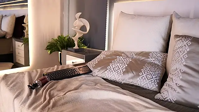 AylinMillerxs's cam snapshot