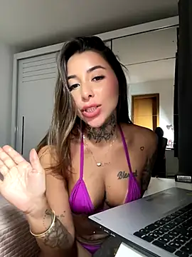 Thatatuada's cam snapshot