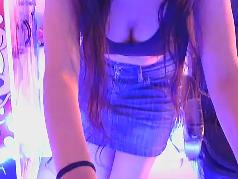 miss_ragni's cam snapshot