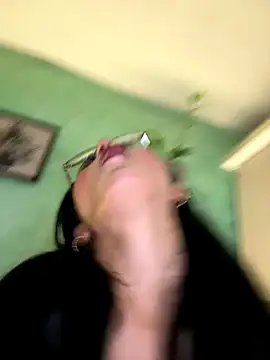 Cristal_Cerati_'s cam snapshot