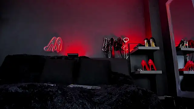 DelaneyStone's cam snapshot