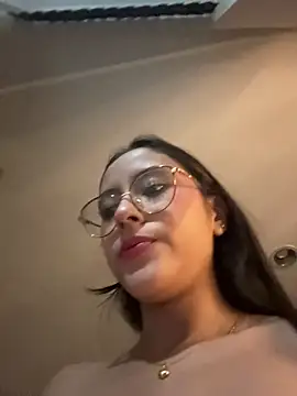 Juanita-Diaz's cam snapshot