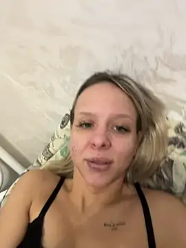 LikaCat live sex cam