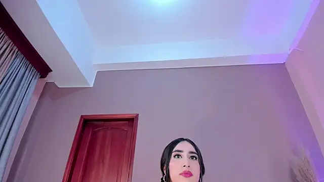 SerenaAveline's cam snapshot