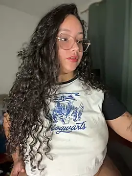 CurlyGirl_1's cam snapshot