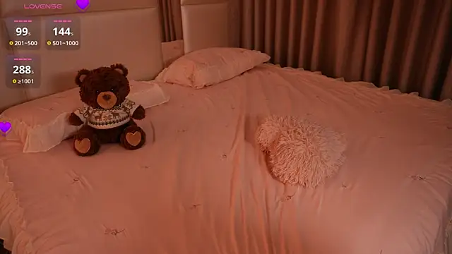 Lilly_Colins's cam snapshot