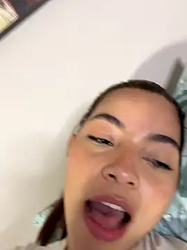 AkiraY10's cam snapshot