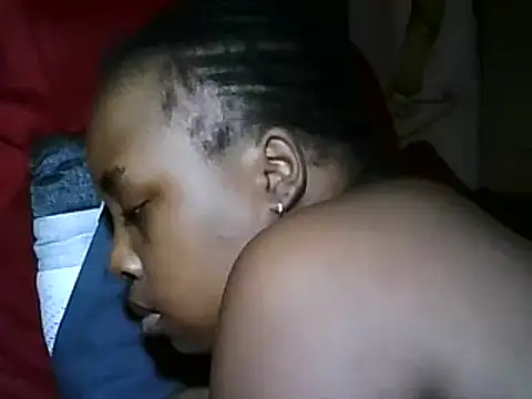 African_slut_goddess's cam snapshot