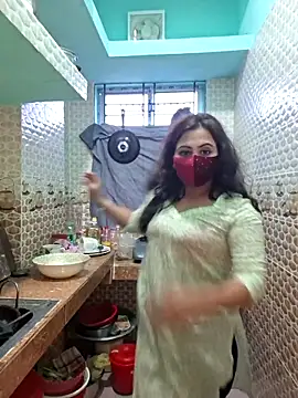 Bristy-'s cam snapshot