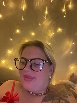 AureliaStar's cam snapshot