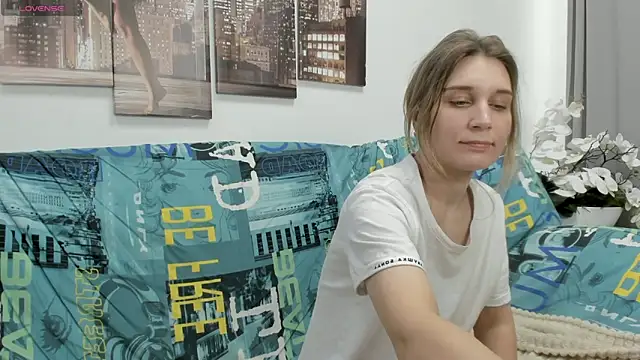 Tenderly_Sophie's cam snapshot