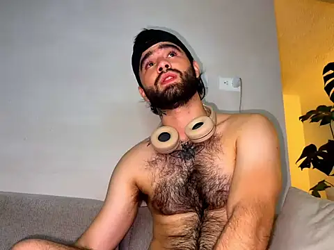 zack_sullivan22 live sex cam