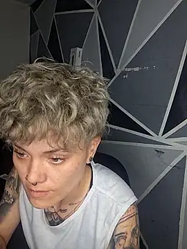 megan_cr's cam snapshot