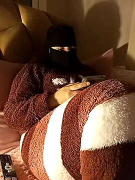 LONA-_-'s cam snapshot