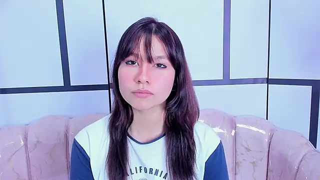 lovequinn_mjs's cam snapshot