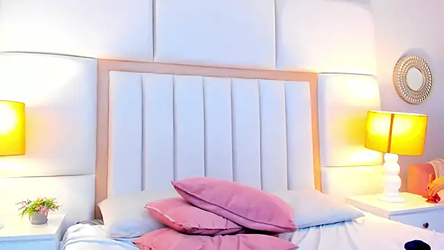 LaylaaDoll's cam snapshot