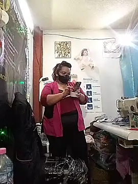 hot_tailoring's cam snapshot