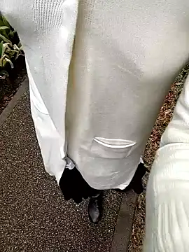 pink-mai's cam snapshot