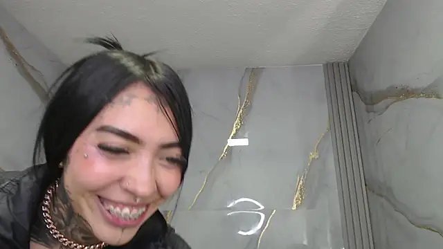 Ashley_Blum_v's cam snapshot