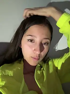 Giselle_miau's cam snapshot