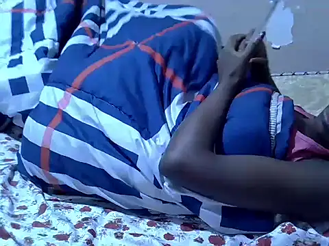 Just_Karu's cam snapshot