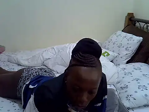 Sweet_Bear's cam snapshot