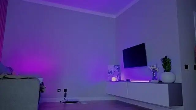 RileyMee's cam snapshot