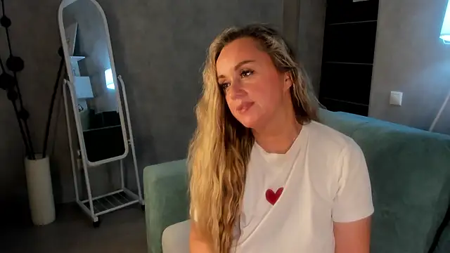 Sky_Kuper's cam snapshot