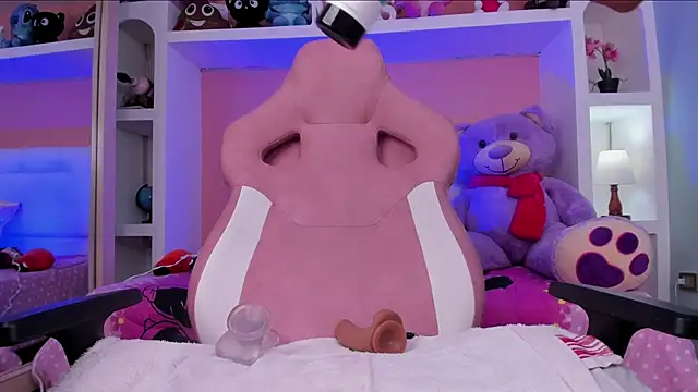 miss___megan's cam snapshot