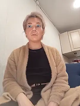 Conny_Shellie's cam snapshot