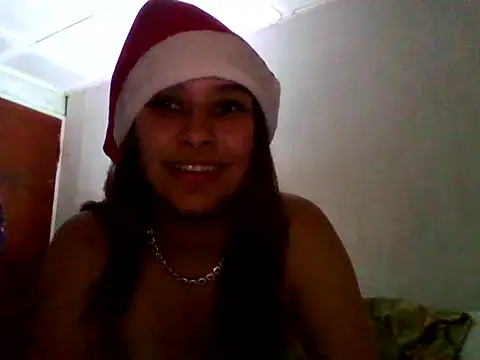 LyssaraVynn's cam snapshot