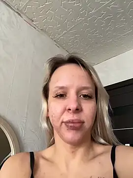 LikaCat's cam snapshot