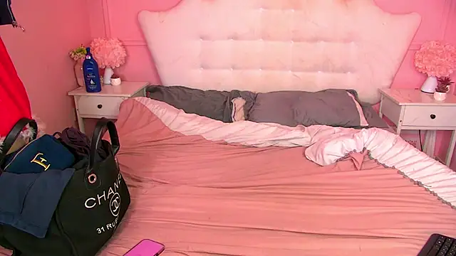 FerrariRedxBabestation's cam snapshot