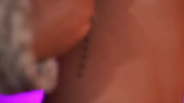 Little_vel's cam snapshot